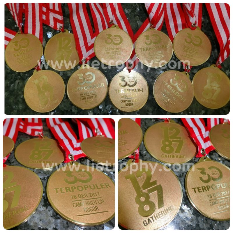 Jual Medali Murah Medali Kuningan Custom Lie Trophy