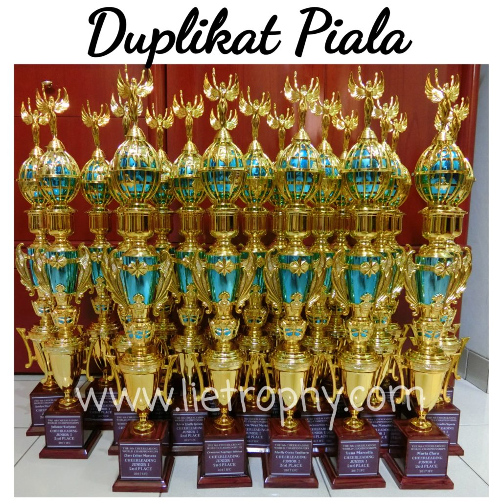 Duplikat Piala Duplikat Trophy