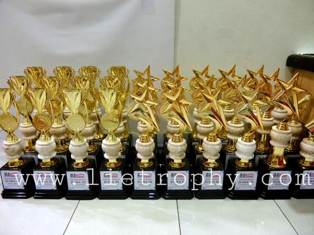 Jual Piala Murah Trophy Murah Jakarta Pabrik Piala Harga Piala Harga Trophy