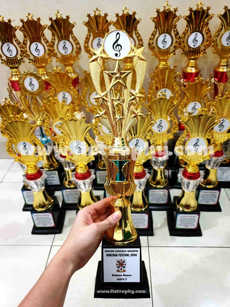 Jual Piala Murah Trophy Murah Jakarta Pabrik Piala Harga Piala Harga Trophy