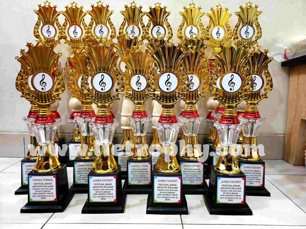 Jual Piala Murah Trophy Murah Jakarta Pabrik Piala Harga Piala Harga Trophy