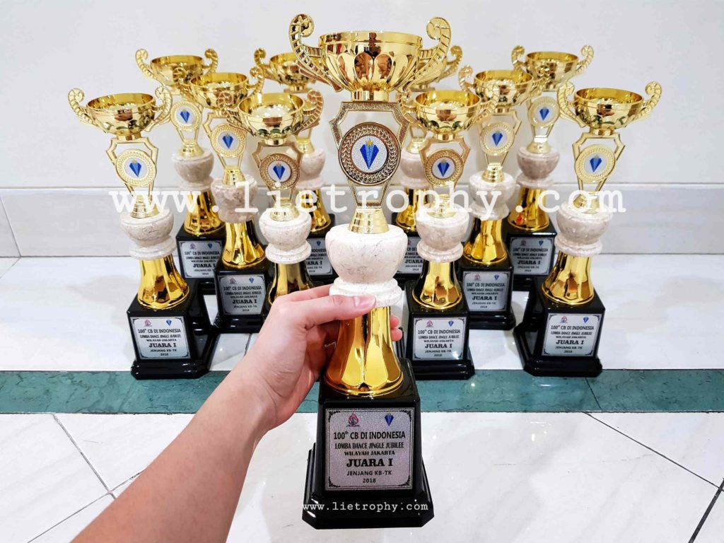 Jual Piala Murah Trophy Murah Jakarta Pabrik Piala Harga Piala Harga Trophy