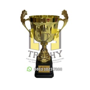 Trophy-The-World-Scholar’s-Cup
